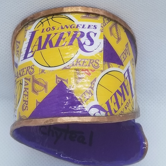 NBA Lakers Cuff - Picture 10 of 12